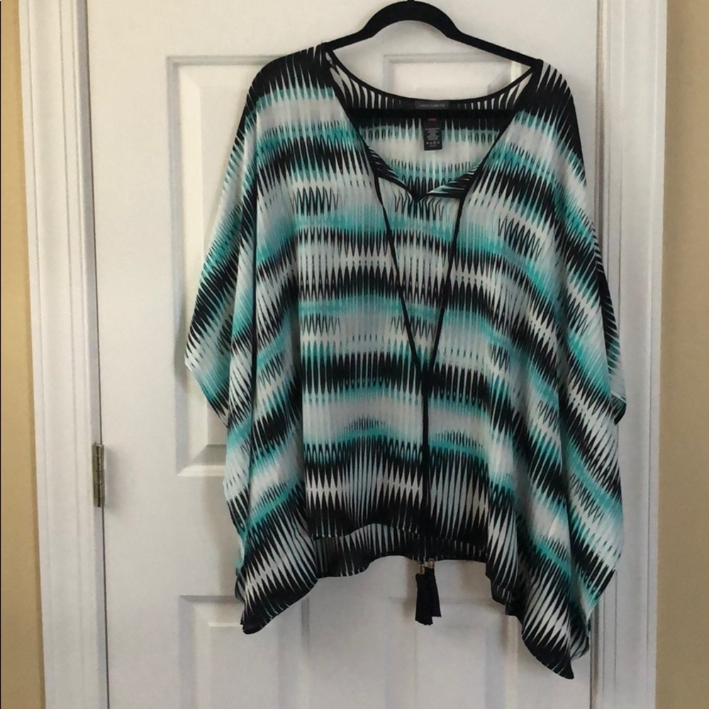Vince Camuto Top